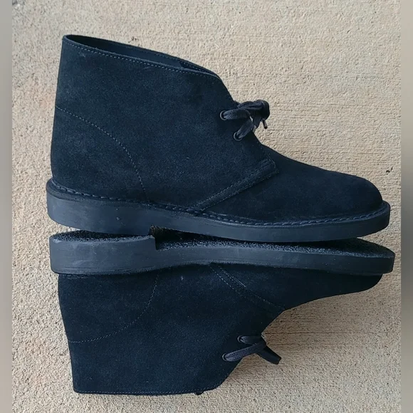 CLARKS COLLECTION SHEPTON Men's Black Chukka Boots, 9.5W WIDE, SUEDE LEATHER - Picture 8 of 9